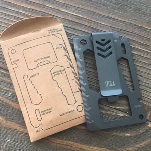 Izola Multi Tool Money Clip